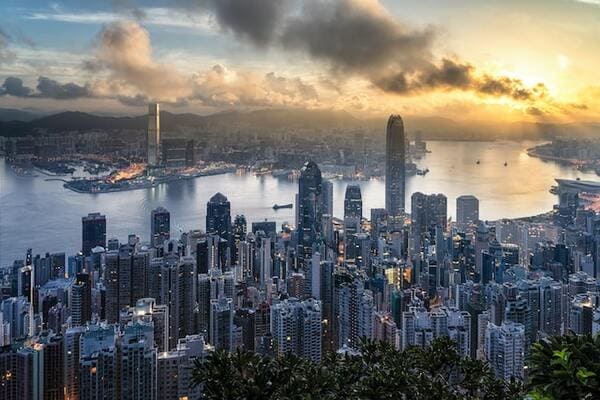 The best flight deals to Hong Kong