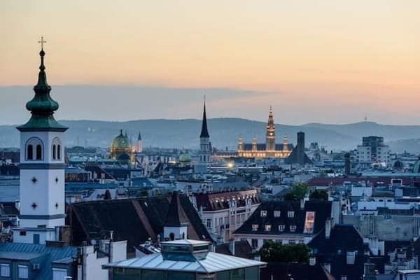 The best flight deals to Vienna